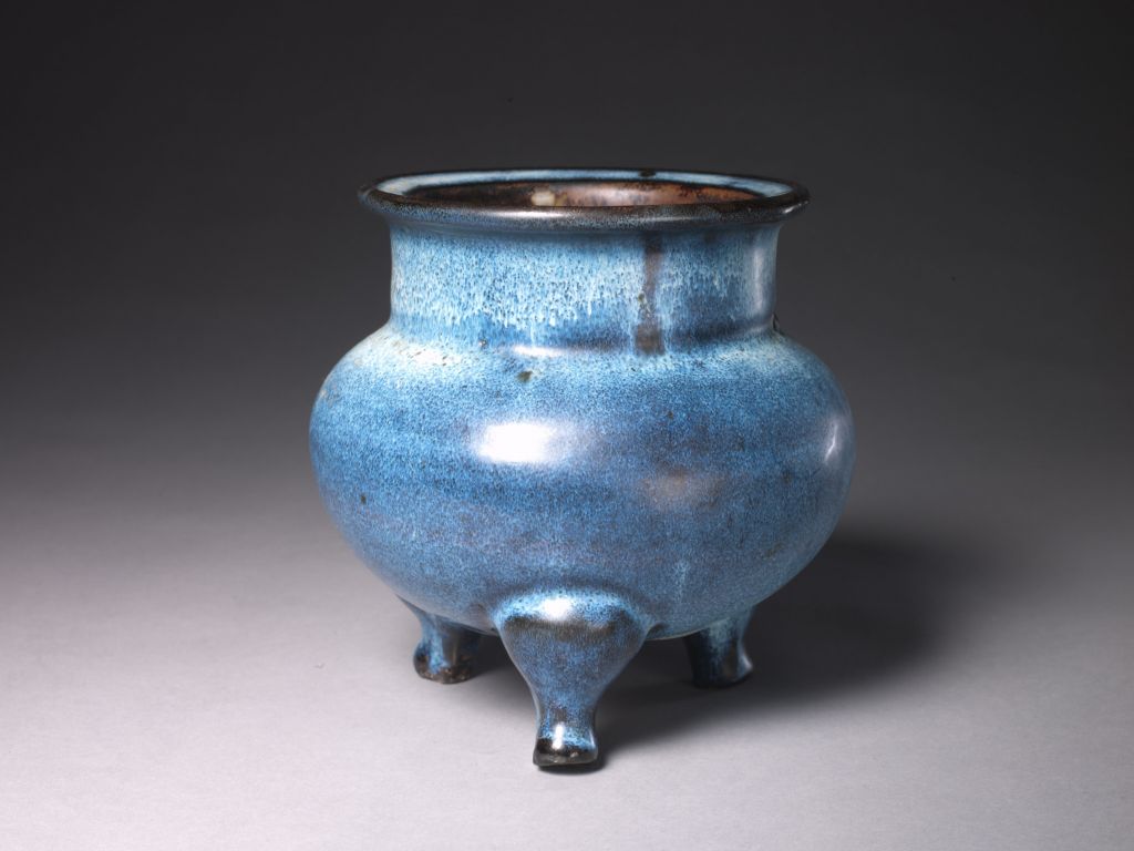 图片[1]-Shiwan kiln imitation Jun glaze tripod furnace-China Archive